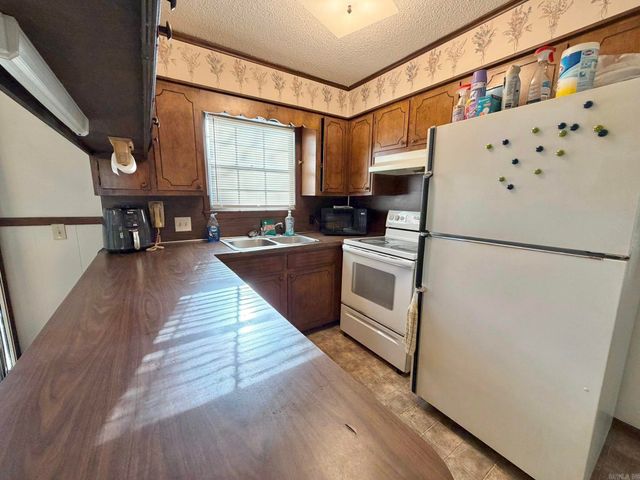 3015 Debra Street, Batesville, AR 72501