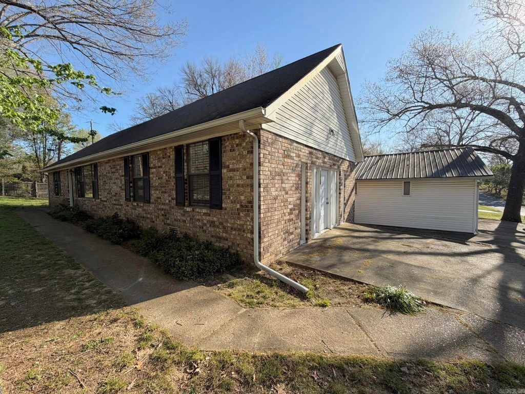 3015 Debra Street, Batesville, AR 72501