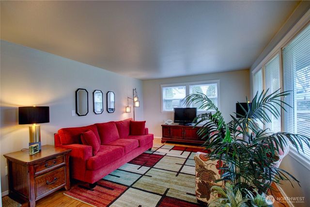 1903 23rd Street, Anacortes, WA 98221