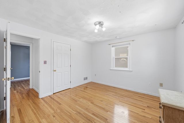 42 Wildcrest Ave, Billerica, MA 01821