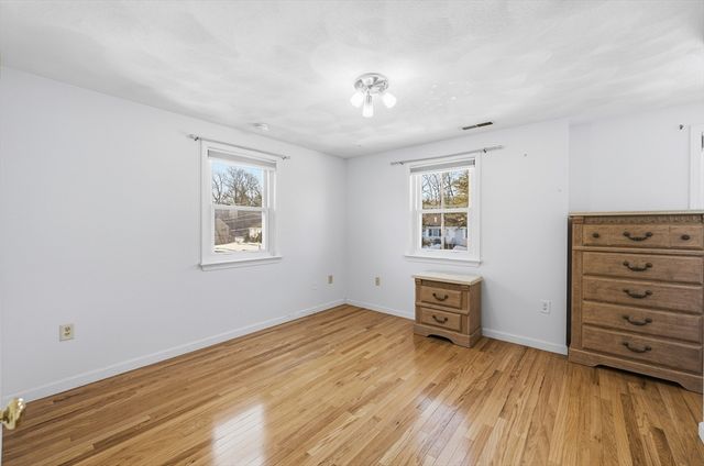 42 Wildcrest Ave, Billerica, MA 01821