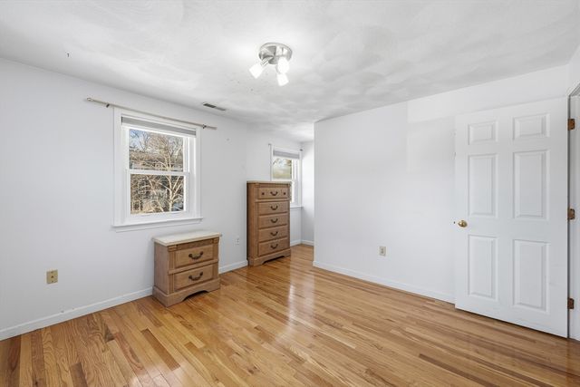 42 Wildcrest Ave, Billerica, MA 01821