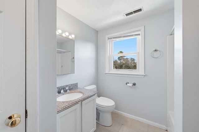 42 Wildcrest Ave, Billerica, MA 01821