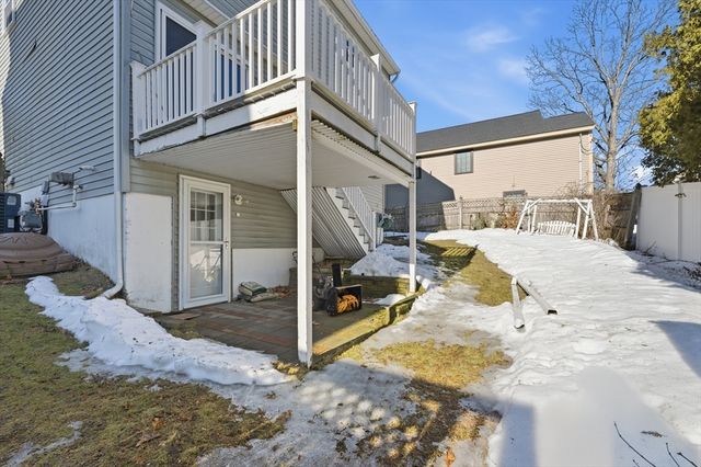 42 Wildcrest Ave, Billerica, MA 01821