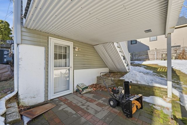 42 Wildcrest Ave, Billerica, MA 01821