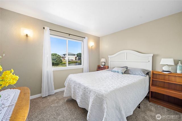 34807 H Place, Ocean Park, WA 98640