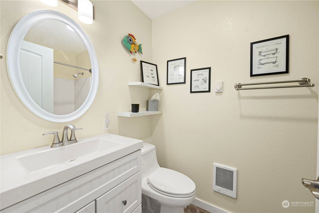 34807 H Place, Ocean Park, WA 98640