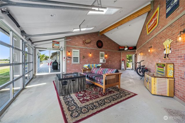 34807 H Place, Ocean Park, WA 98640