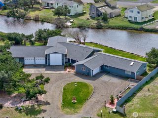 34807 H Place, Ocean Park, WA 98640