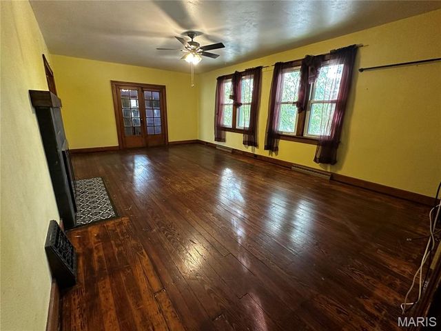 1323 Union Avenue, Belleville, IL 62220