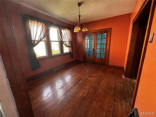 1323 Union Avenue, Belleville, IL 62220