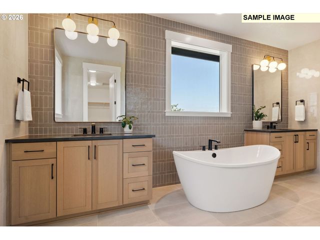 2083 Ostman Rd, West Linn, OR 97068