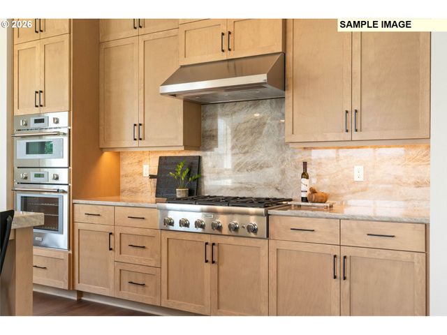 2083 Ostman Rd, West Linn, OR 97068