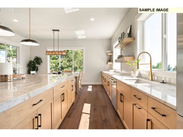 2083 Ostman Rd, West Linn, OR 97068