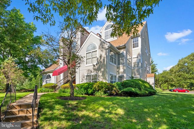 1019 SUMMERGLENN CT #7-302, Bowie, MD 20721