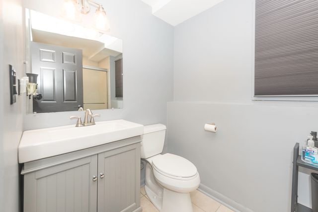 6717 Patton Drive, Woodridge, IL 60517