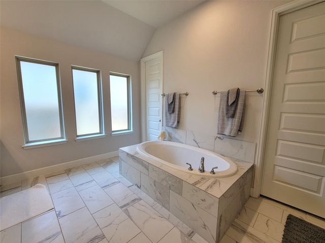 985 Cortez Creek Drive, Conroe, TX 77304