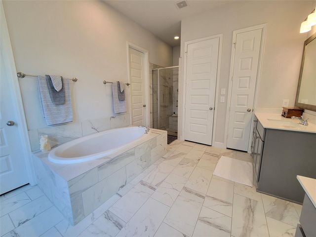 985 Cortez Creek Drive, Conroe, TX 77304