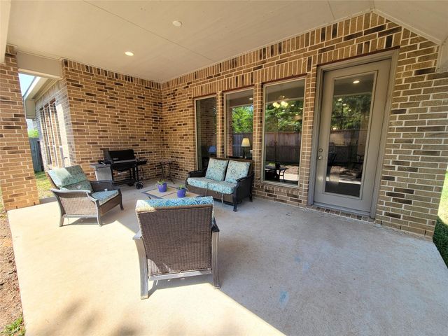 985 Cortez Creek Drive, Conroe, TX 77304