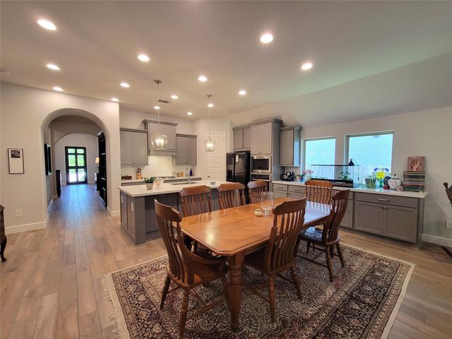 985 Cortez Creek Drive, Conroe, TX 77304