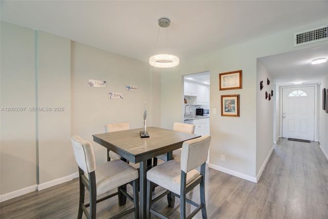 2999 NW 48th Ave 448, Lauderdale Lakes, FL 33313