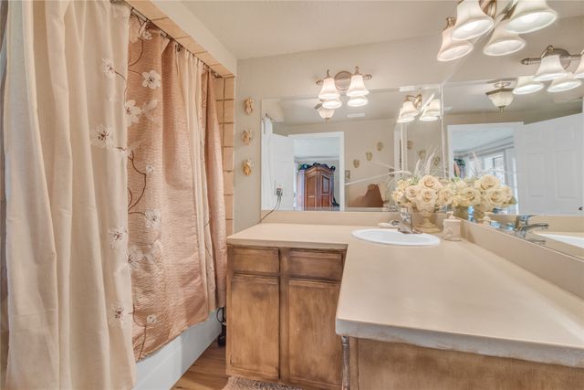 151 Autumn Wood Trail, Gun Barrel City, TX 75156