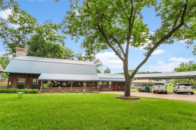 151 Autumn Wood Trail, Gun Barrel City, TX 75156