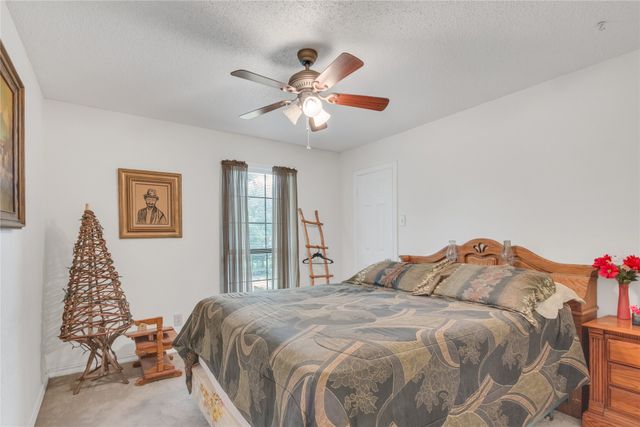 151 Autumn Wood Trail, Gun Barrel City, TX 75156