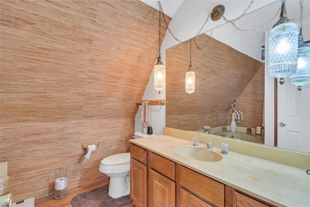 151 Autumn Wood Trail, Gun Barrel City, TX 75156