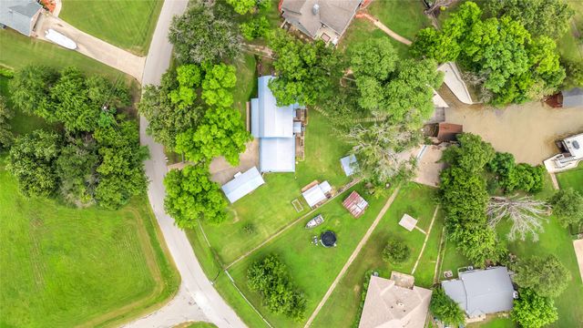 151 Autumn Wood Trail, Gun Barrel City, TX 75156