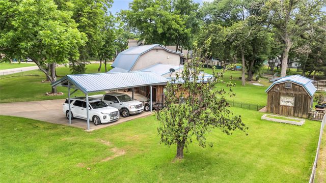 151 Autumn Wood Trail, Gun Barrel City, TX 75156