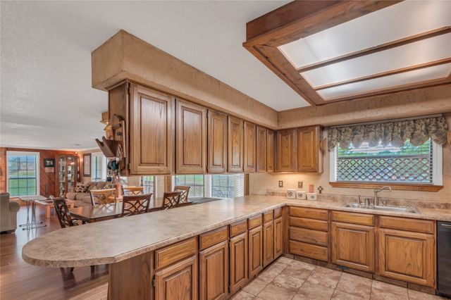 151 Autumn Wood Trail, Gun Barrel City, TX 75156