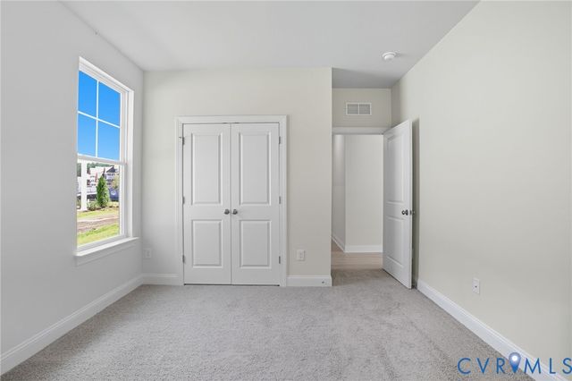 8818 Farthing Dr, Chesterfield, VA 23838