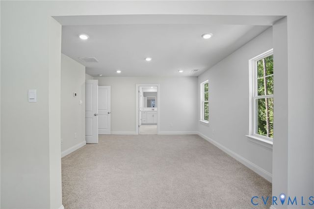 8818 Farthing Dr, Chesterfield, VA 23838