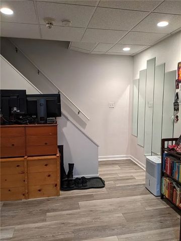 275 Huntingdon Ave, North Huntingdon, PA 15642