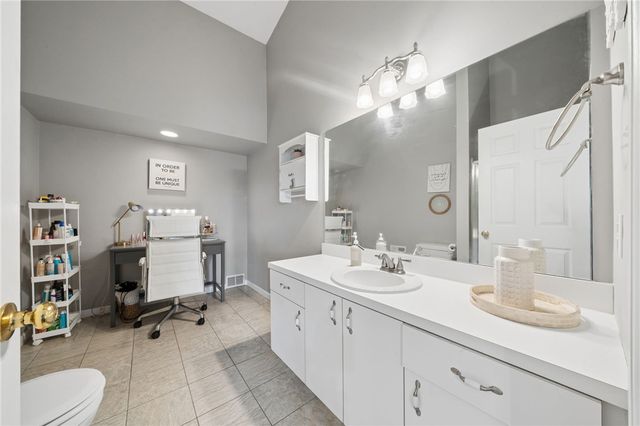 275 Huntingdon Ave, North Huntingdon, PA 15642