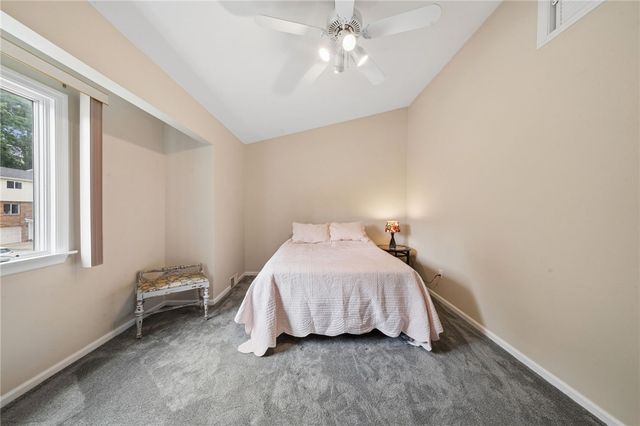 275 Huntingdon Ave, North Huntingdon, PA 15642