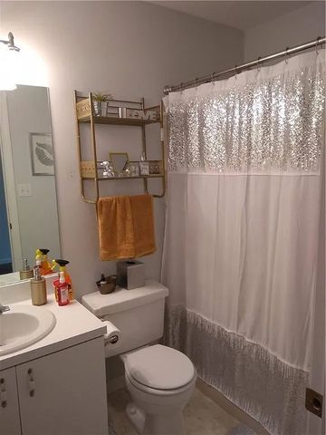 275 Huntingdon Ave, North Huntingdon, PA 15642