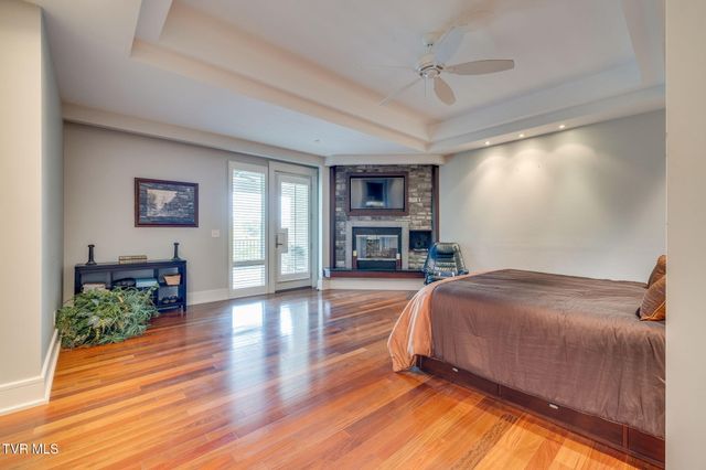 5855 Chestnut Ridge Road, Kingsport, TN 37664