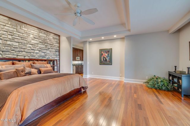 5855 Chestnut Ridge Road, Kingsport, TN 37664
