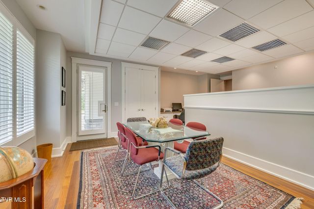 5855 Chestnut Ridge Road, Kingsport, TN 37664