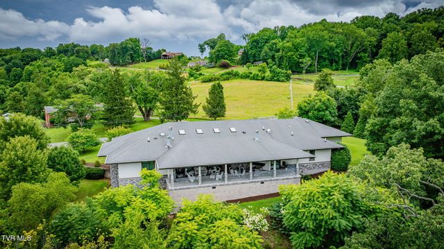 5855 Chestnut Ridge Road, Kingsport, TN 37664
