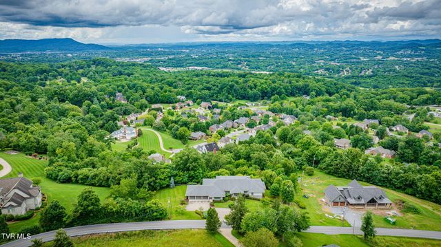 5855 Chestnut Ridge Road, Kingsport, TN 37664