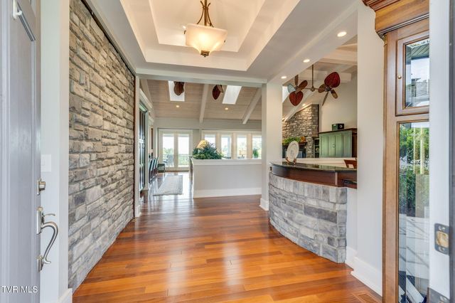 5855 Chestnut Ridge Road, Kingsport, TN 37664