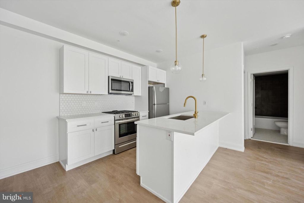 1614 RIDGE AVE #203, Philadelphia, PA 19130