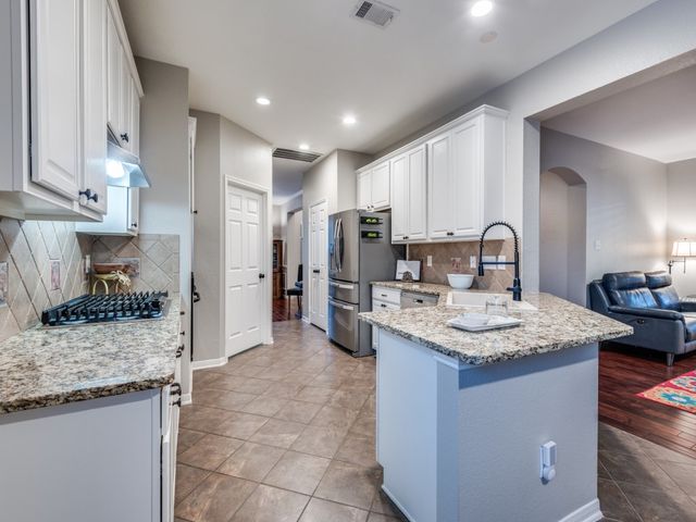 413 Seleta Drive, Murphy, TX 75094