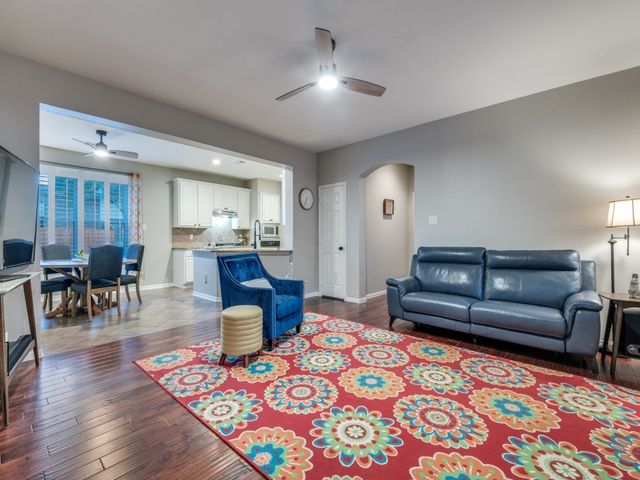 413 Seleta Drive, Murphy, TX 75094