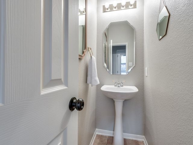 413 Seleta Drive, Murphy, TX 75094