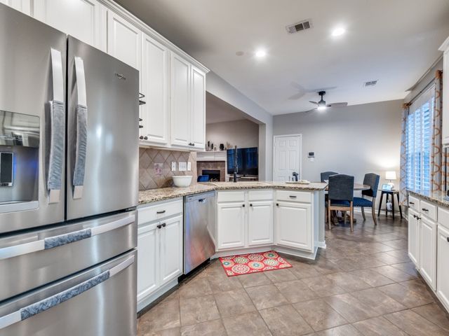 413 Seleta Drive, Murphy, TX 75094