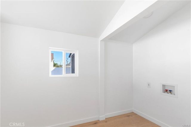 1630 S Ridgeley, Los Angeles, CA 90019